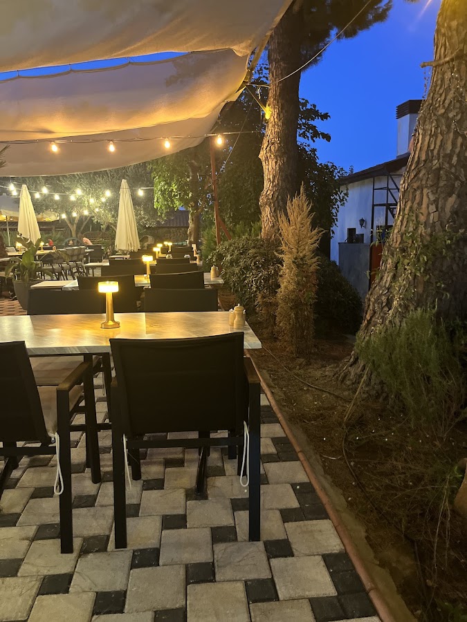 Sur’la Restoran